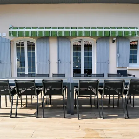 Villa Moderne Avec Piscine, Spa, Boulodrome Et Plancha