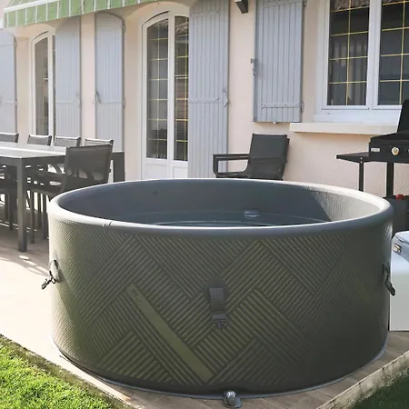 Moderne Avec Piscine, Spa, Boulodrome Et Plancha Villa Gujan-Mestras
