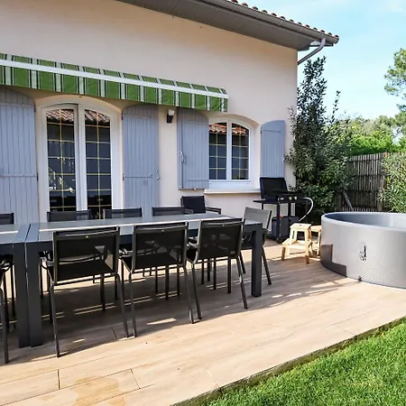 Moderne Avec Piscine, Spa, Boulodrome Et Plancha * Gujan-Mestras