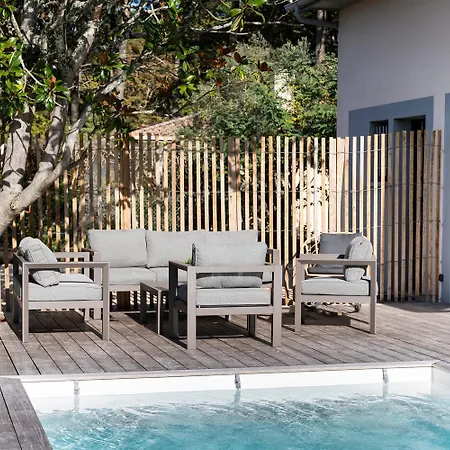 Villa Moderne Avec Piscine, Spa, Boulodrome Et Plancha