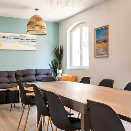 Moderne Avec Piscine, Spa, Boulodrome Et Plancha Villa *
